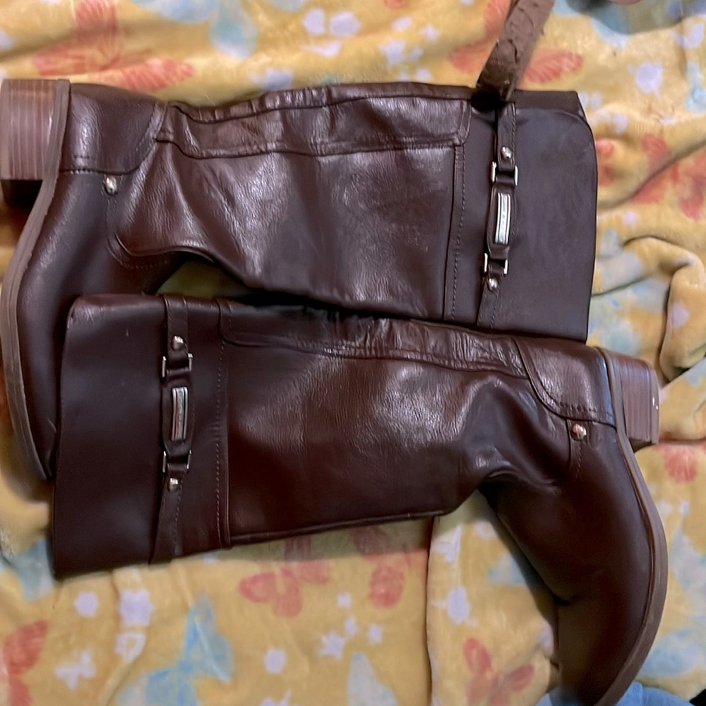 Tommy Hilfiger leather boots size 7.5